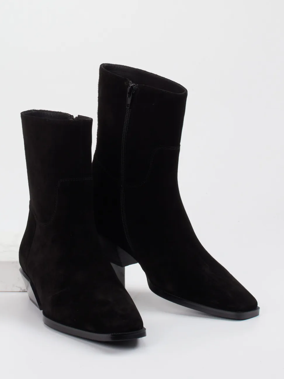 Andrea Puccini – Stiefeletten aus Veloursleder schwarz
