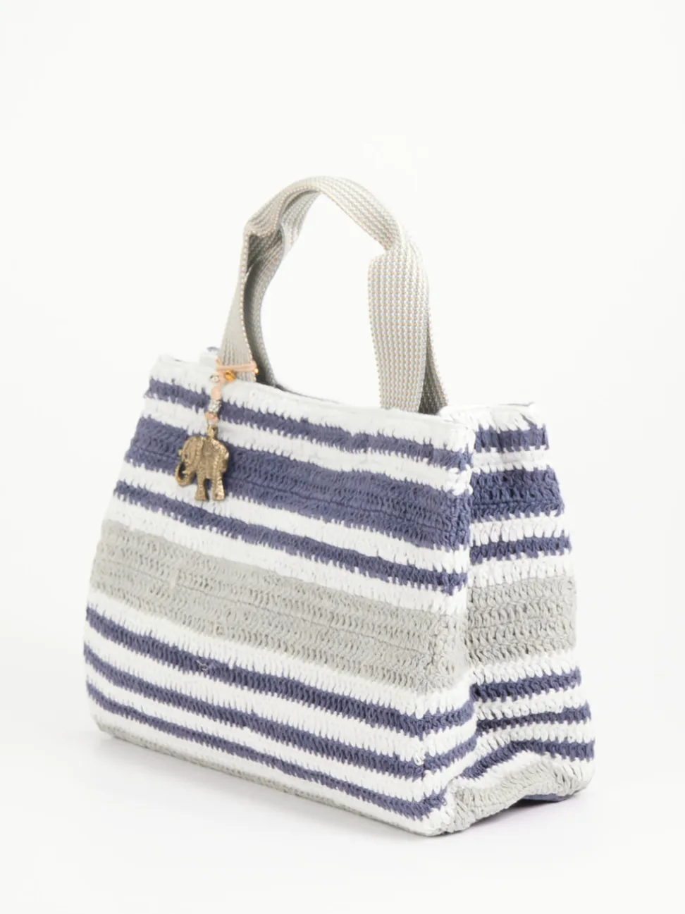 ANOKHI – Strandtasche aus Textil in Häkeloptik