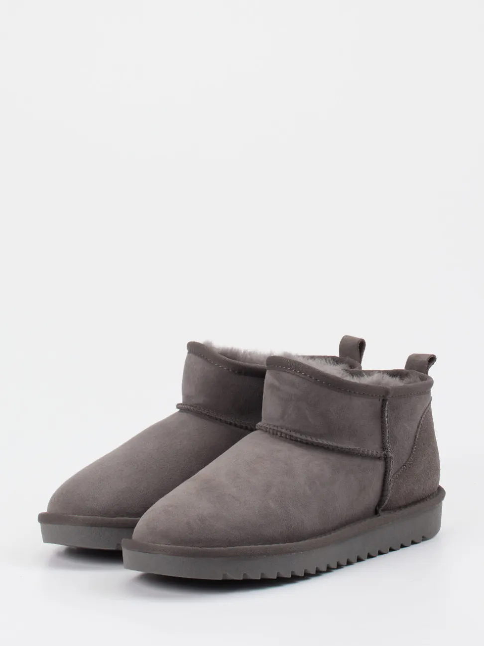 Ara – Stiefeletten aus Veloursleder in Grau