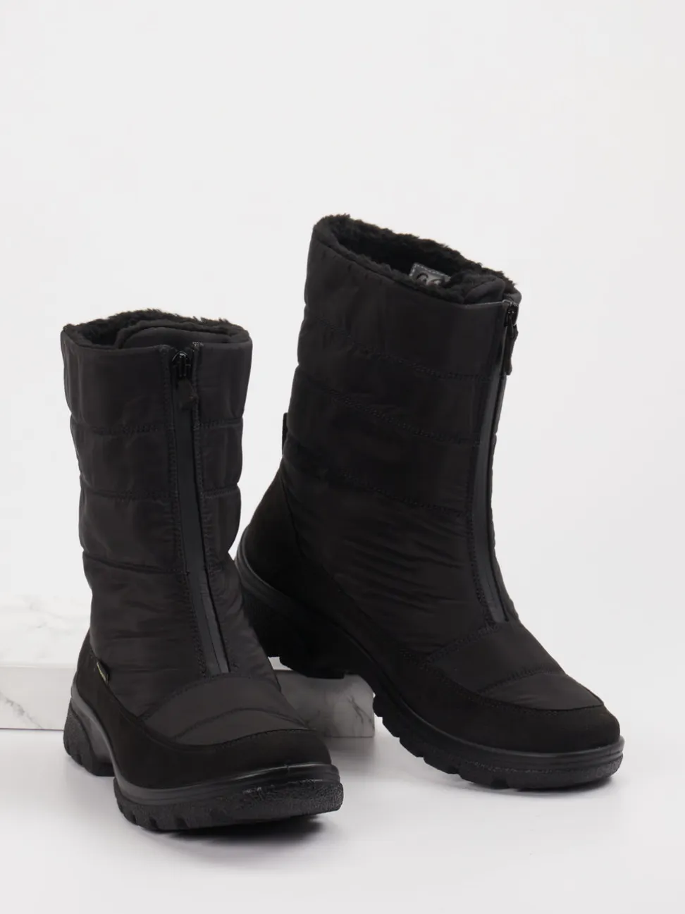 Ara – Winterstiefel aus winddichtem Material schwarz