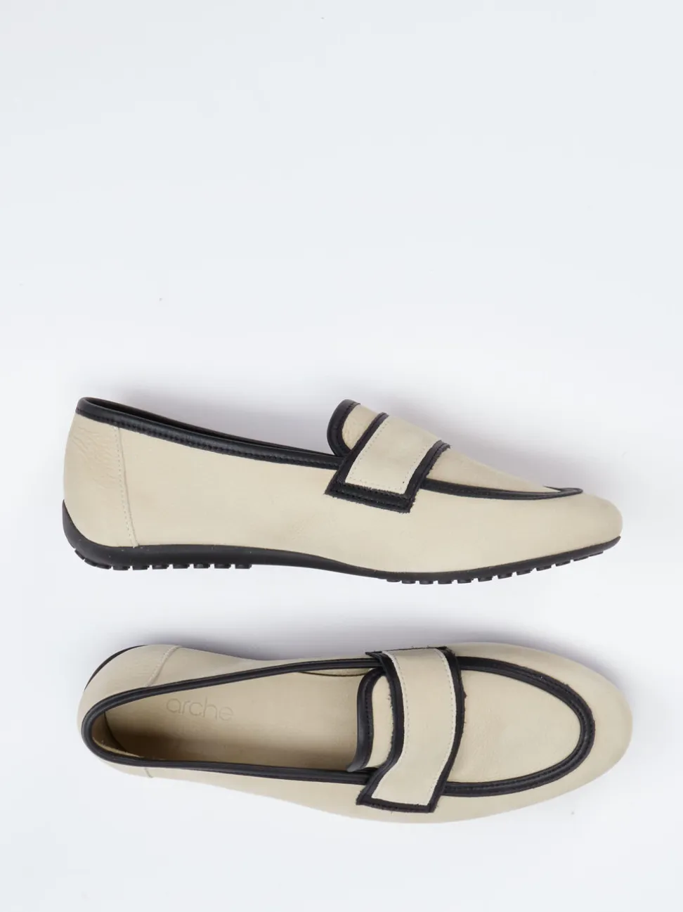 Arche – Loafer aus Nubukleder in Beige