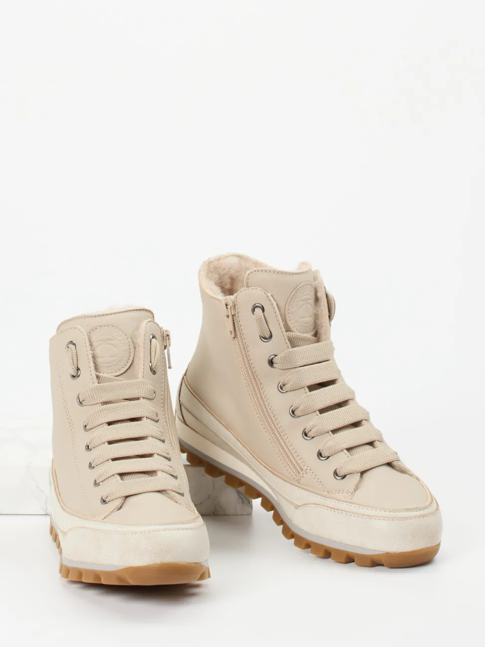 Candice Cooper – Schnürboots aus Kalbleder beige