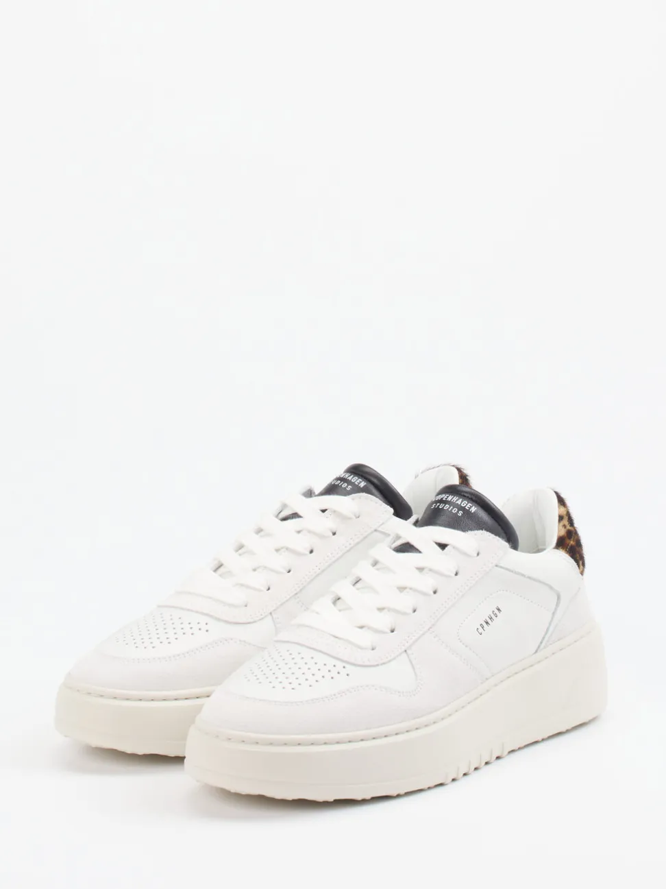 Copenhagen – Plateau-Sneaker aus Kalbleder Offwhite