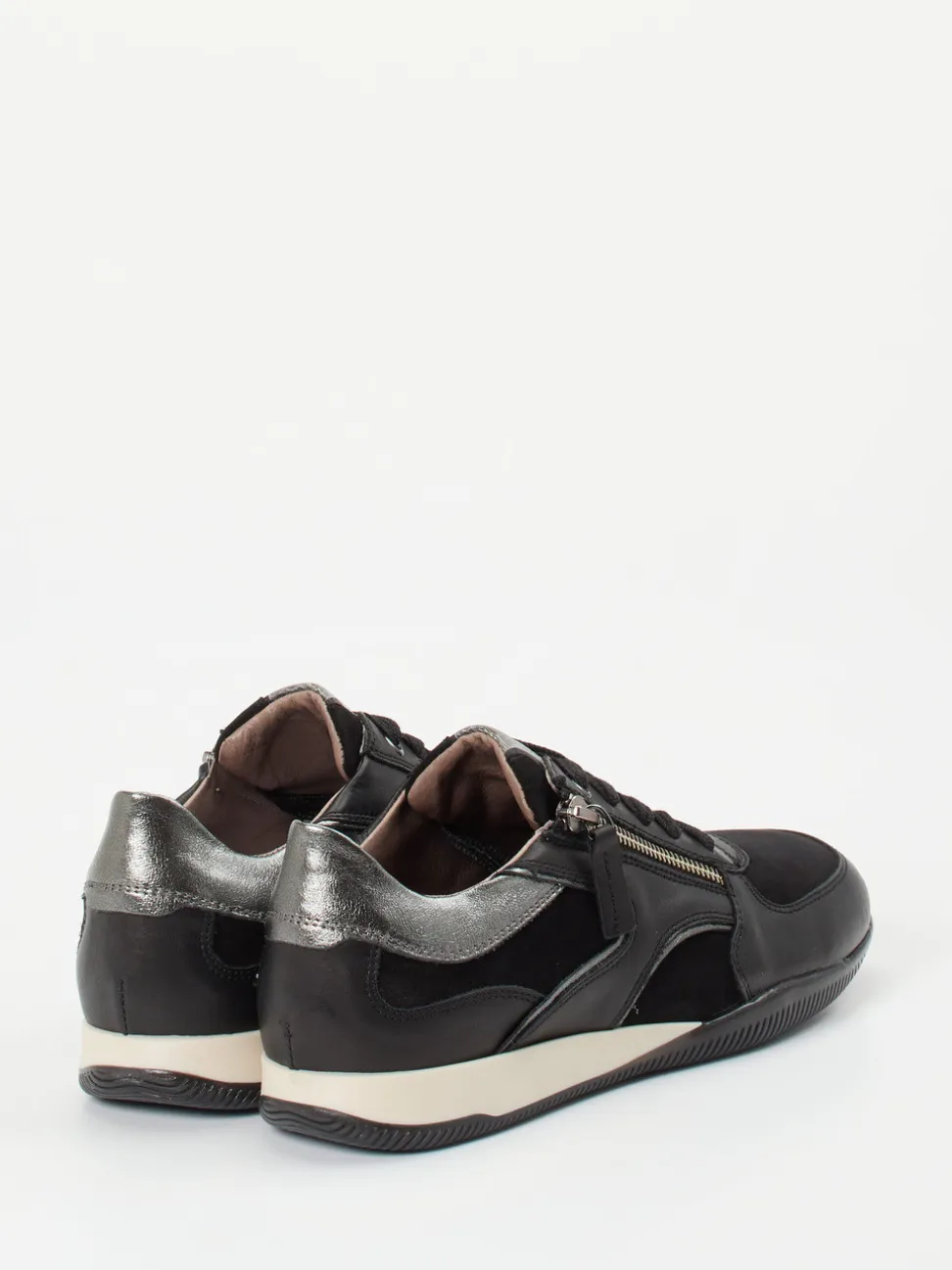 DL Sport – Sneaker aus Velourleder und Glattleder schwarz