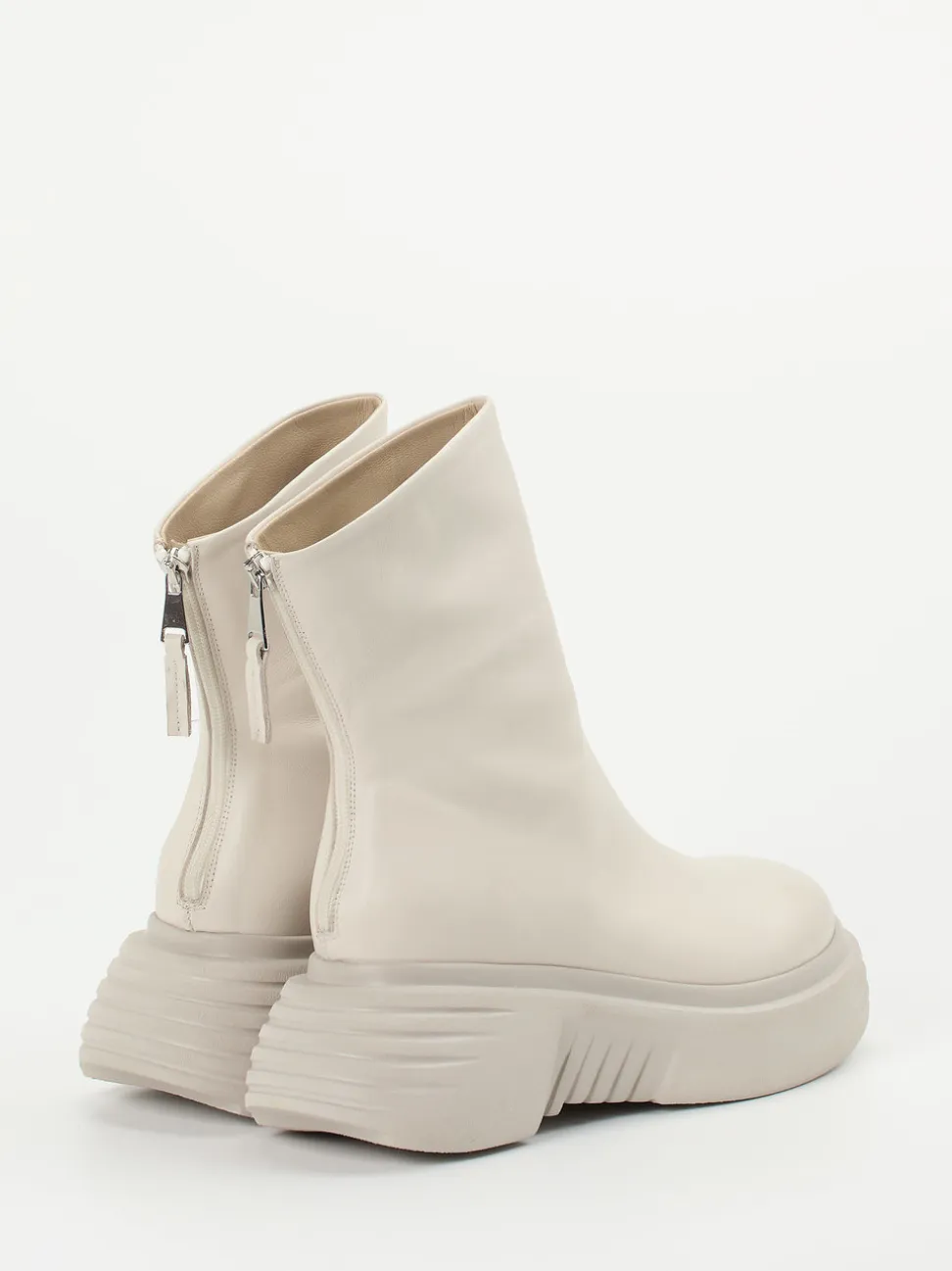 Elena Iachi – Plateau-Stiefeletten aus Kalbleder Cremeweiß