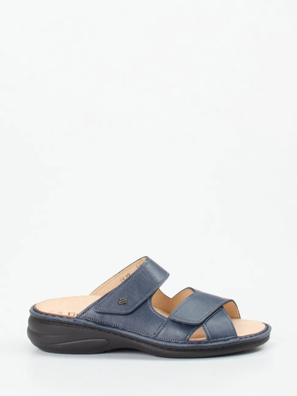 Finn Comfort – Pantolette aus Metallicleder grau