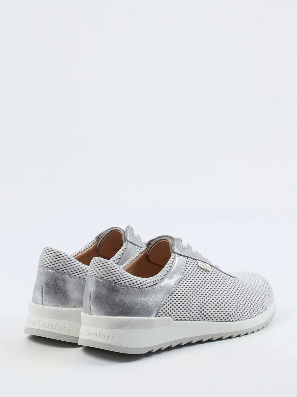 Finn Comfort – Sneaker aus Textil und Metallicleder silbergrau