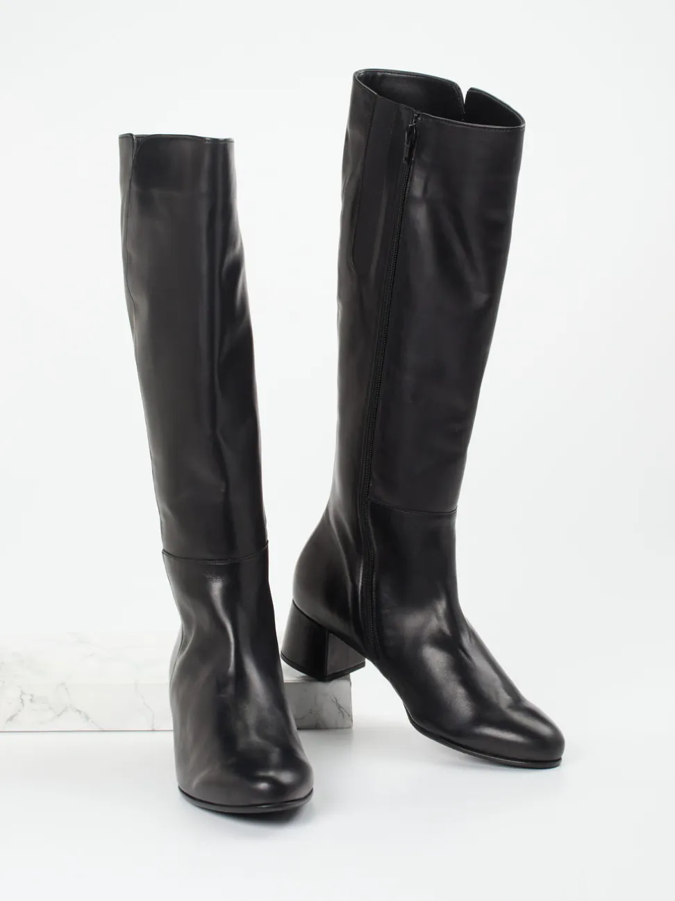 Gabor – Kniehohe Stiefel aus Leder Schwarz