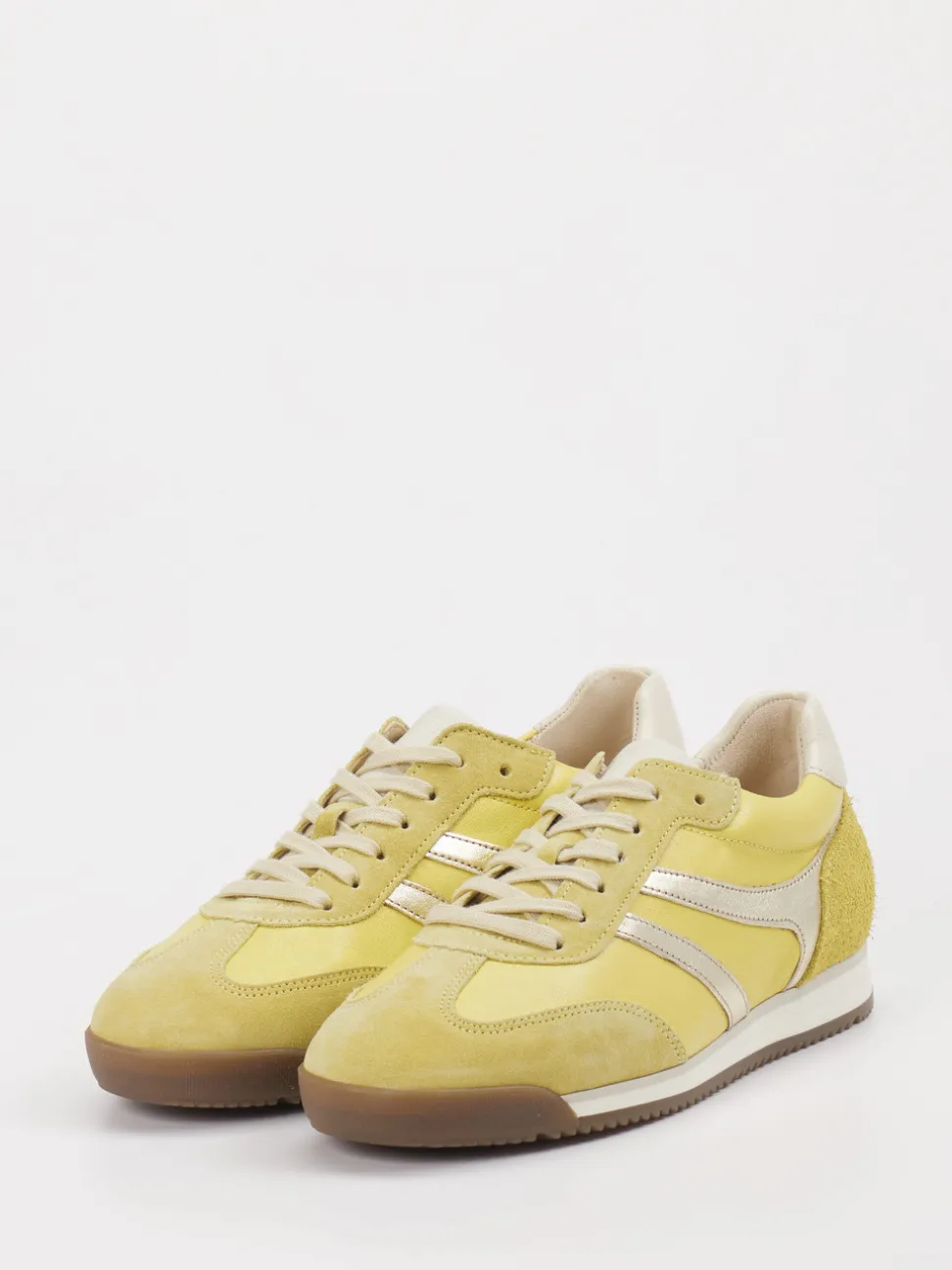 Gabor – Retro-Sneaker aus Veloursleder Pastellgelb