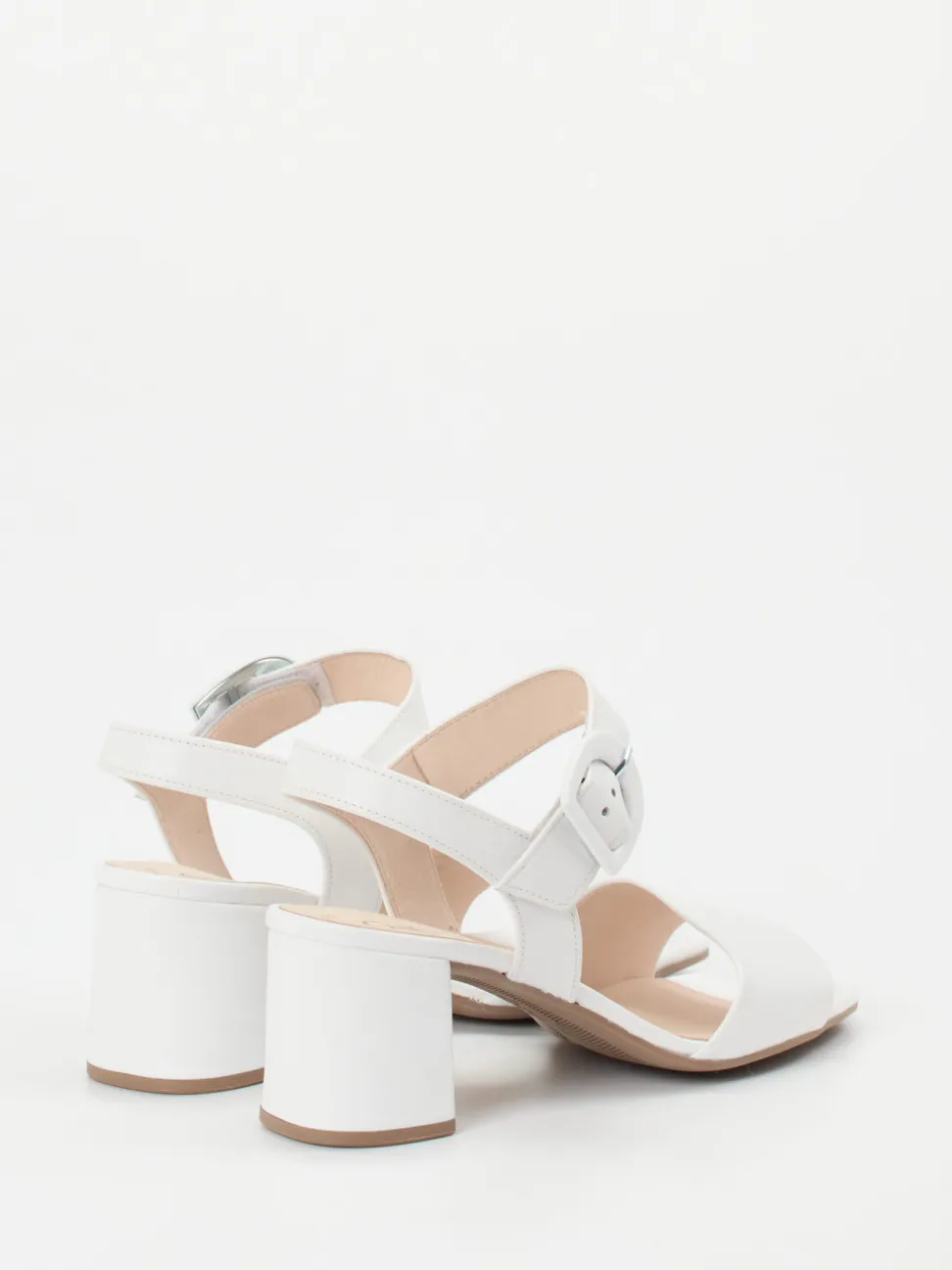 Gabor – Sandalen aus Lammleder weiß glänzend