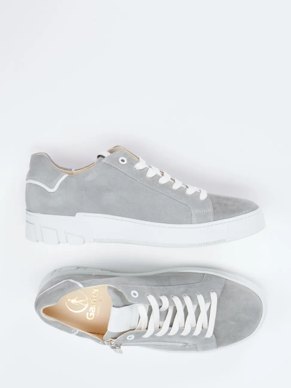 Ganter – Sneaker aus Veloursleder hellgrau