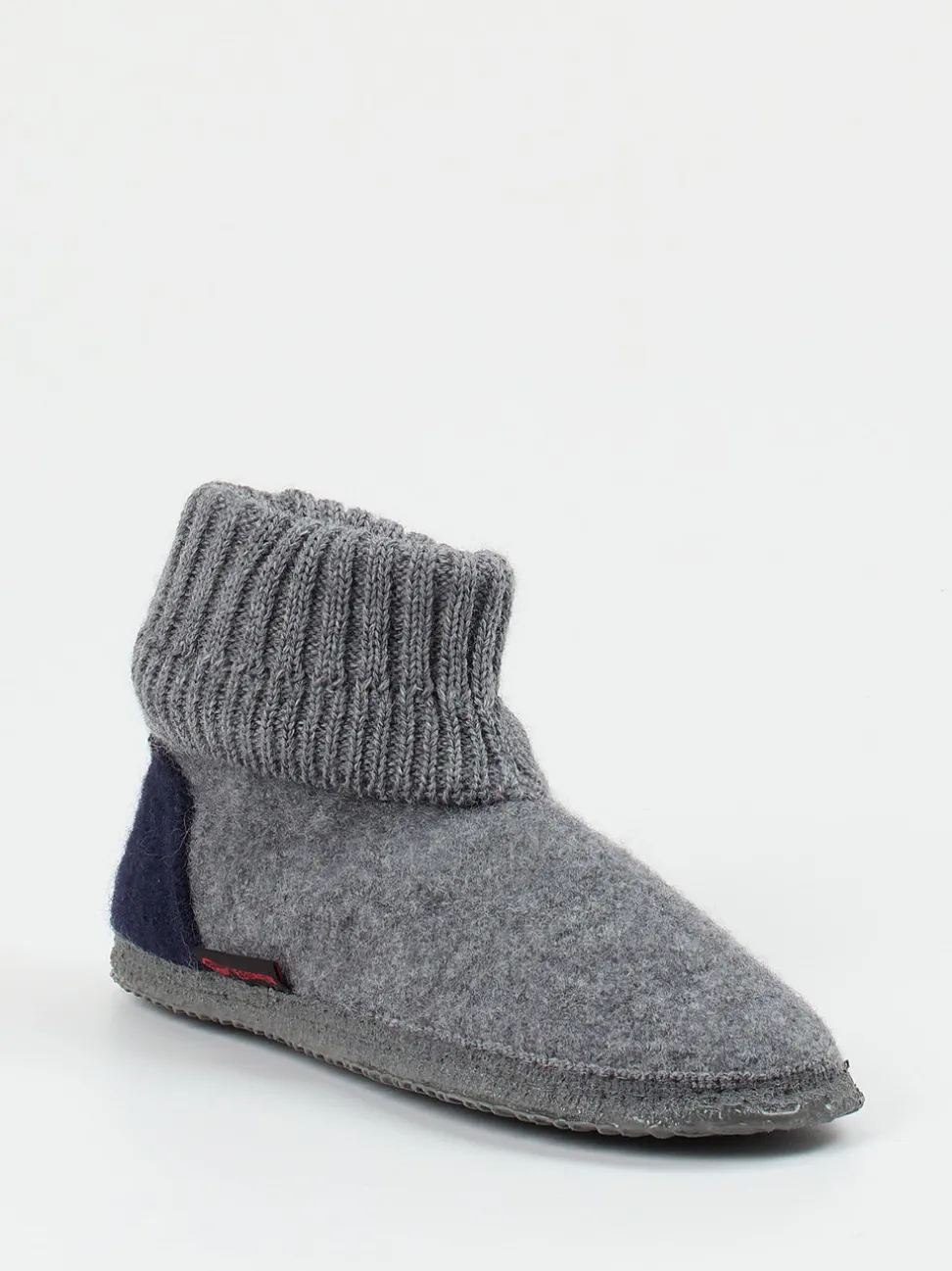 Giesswein – Hüttenschuhe aus Wollfilz grau