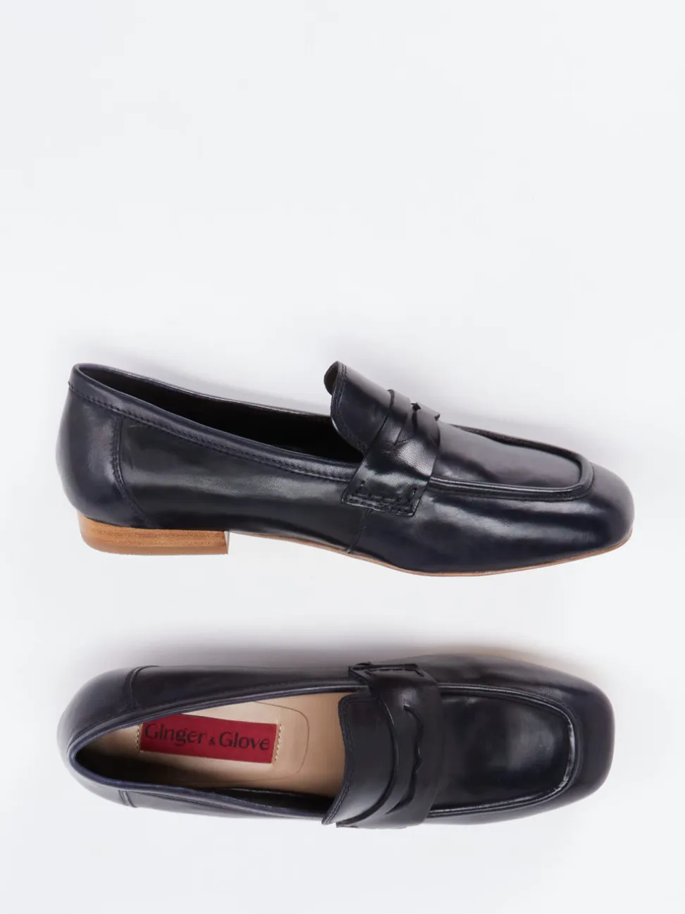 Ginger & Glove – Loafer aus Lammleder Dunkelblau