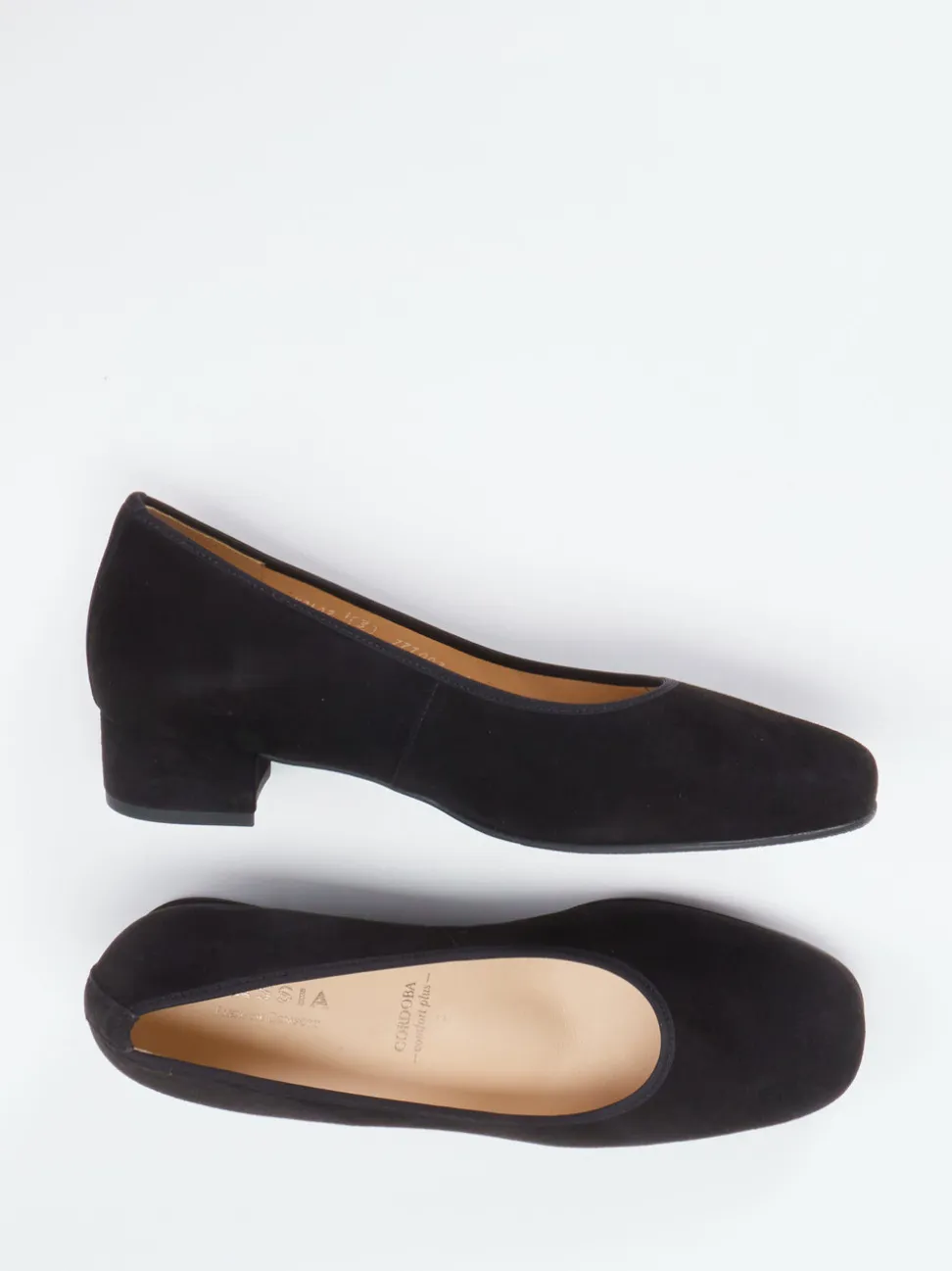 Hassia – Pumps aus Veloursleder in Schwarz