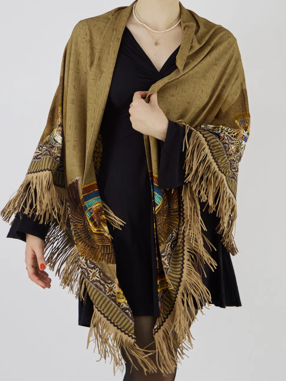 Katherina Loretta – Fransenponcho aus Textil Braun