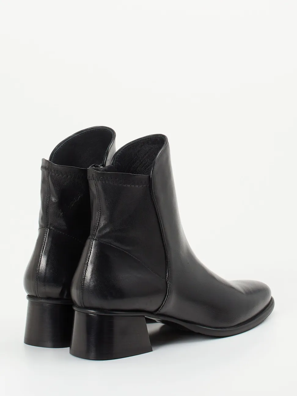 Konstantin Starke – Ankle Boots aus Lammleder Schwarz
