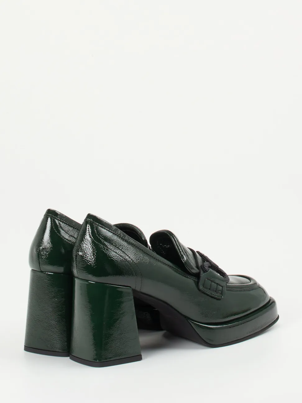 Konstantin Starke – Loafer aus Lackleder Tannengrün