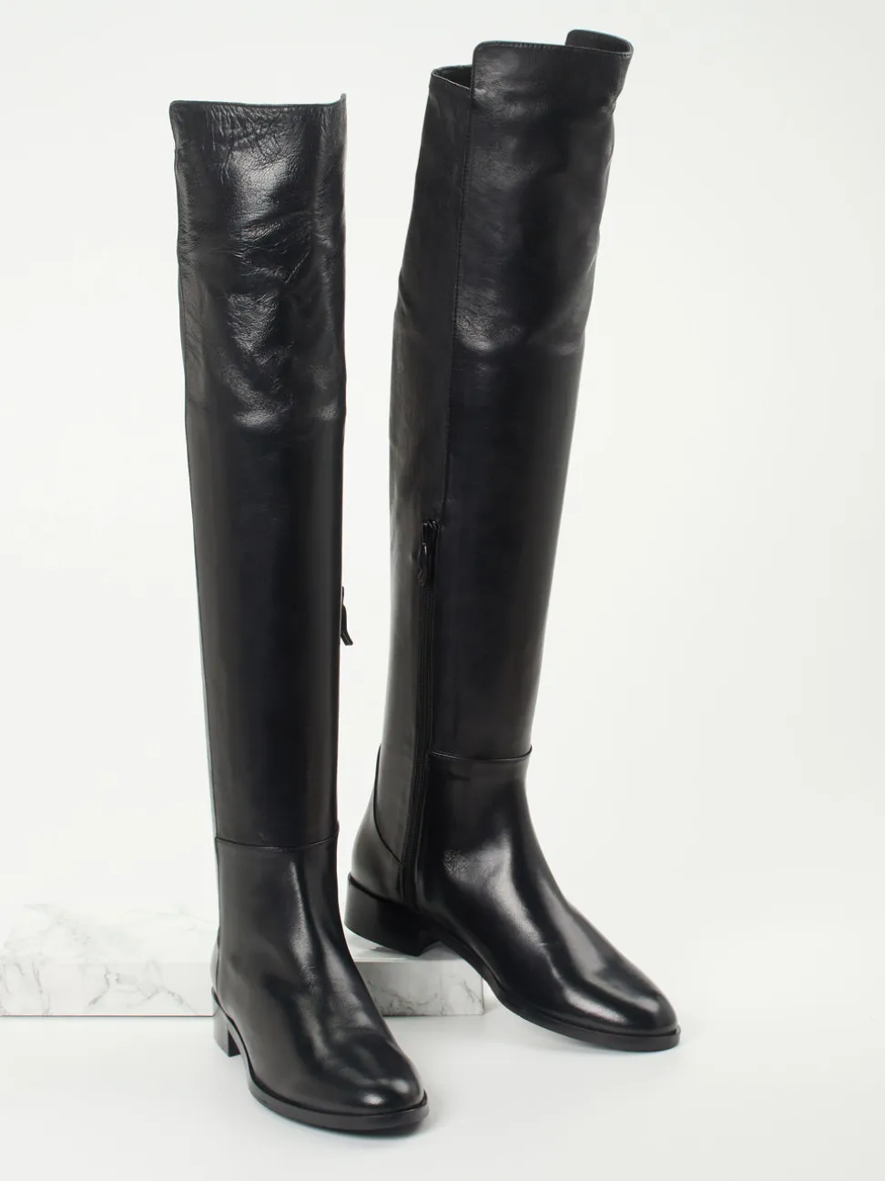 Konstantin Starke – Overknee-Stiefel aus Lammleder Schwarz