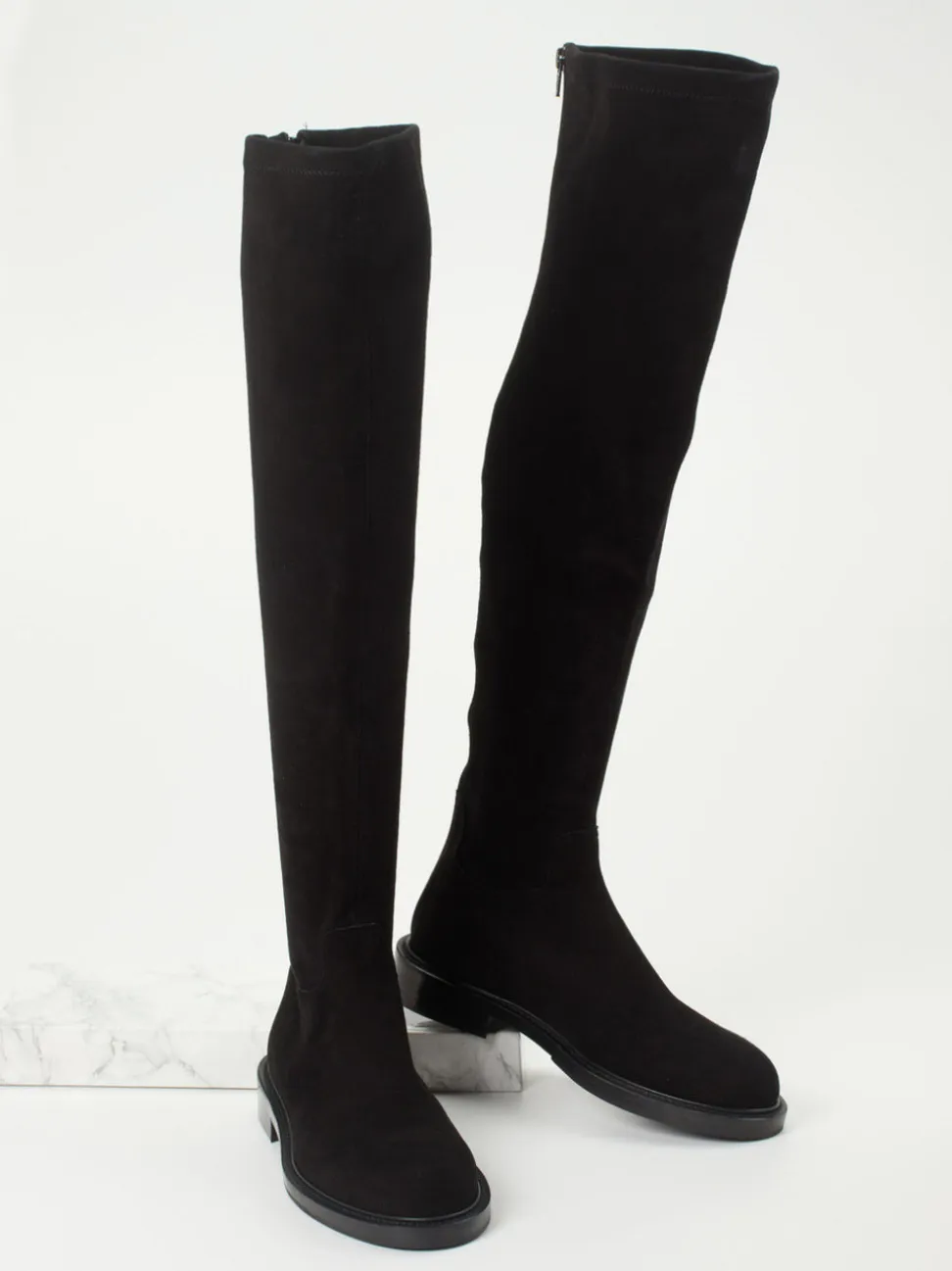 Konstantin Starke – Overknee-Stiefel aus Veloursleder Schwarz