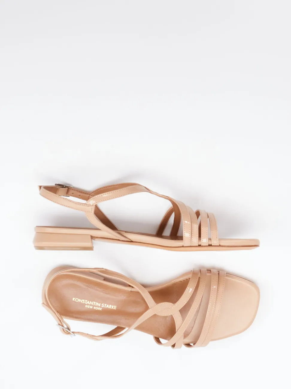 Konstantin Starke – Riemchensandalen aus Lackleder beige