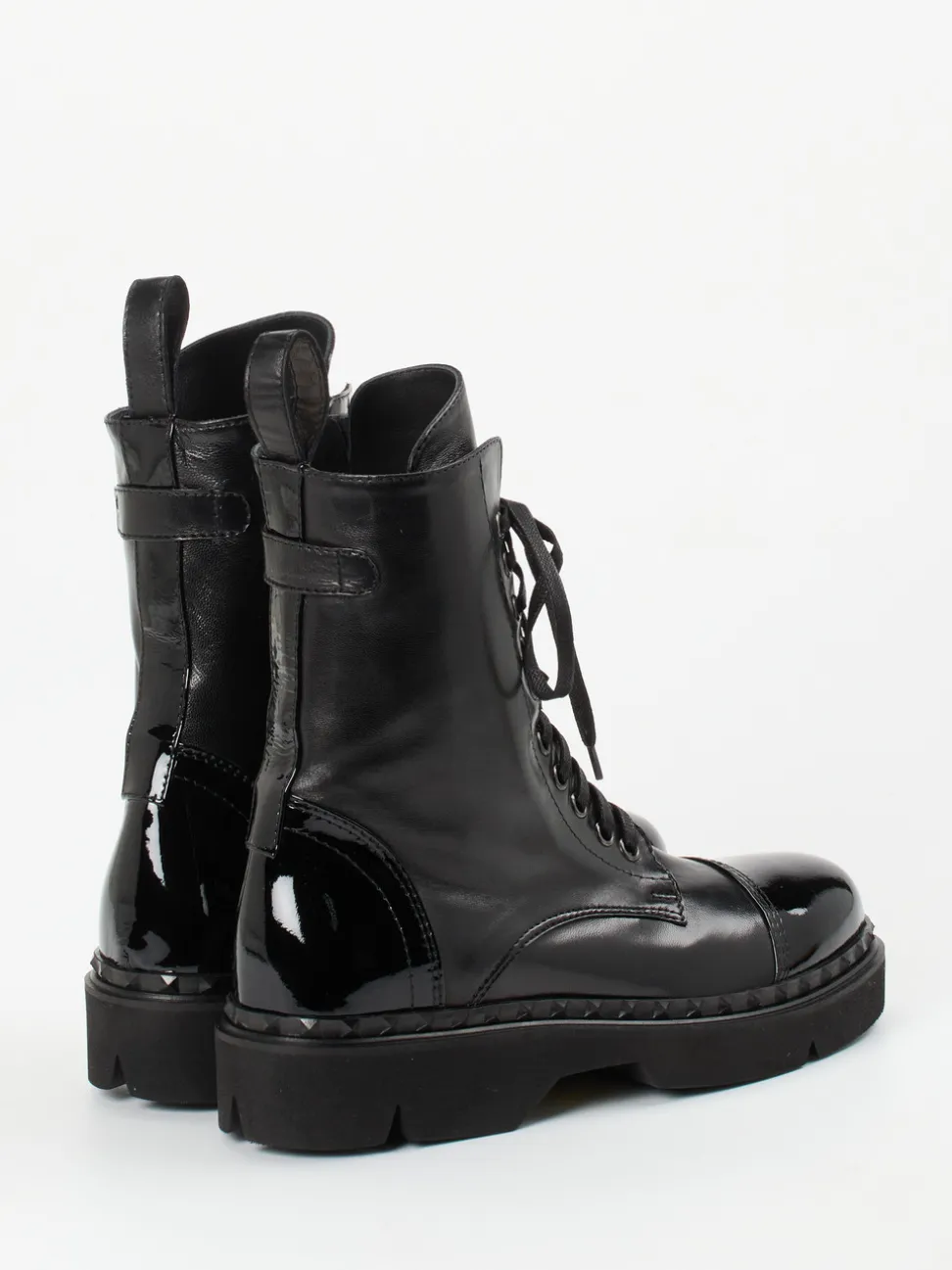 Konstantin Starke – Schnürboots aus Lammleder schwarz