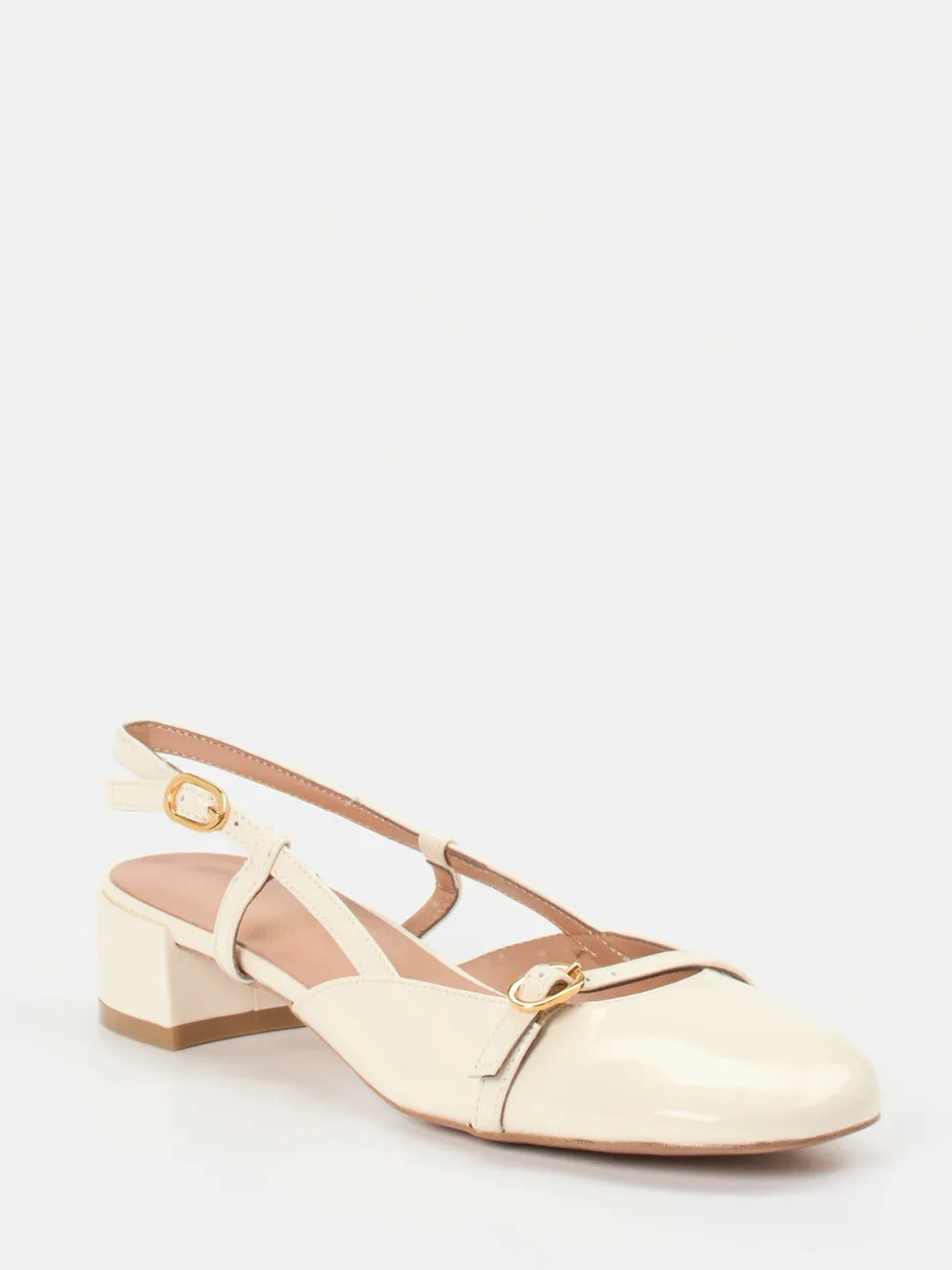 Konstantin Starke – Slingback-Pumps aus Lackleder cremeweiß