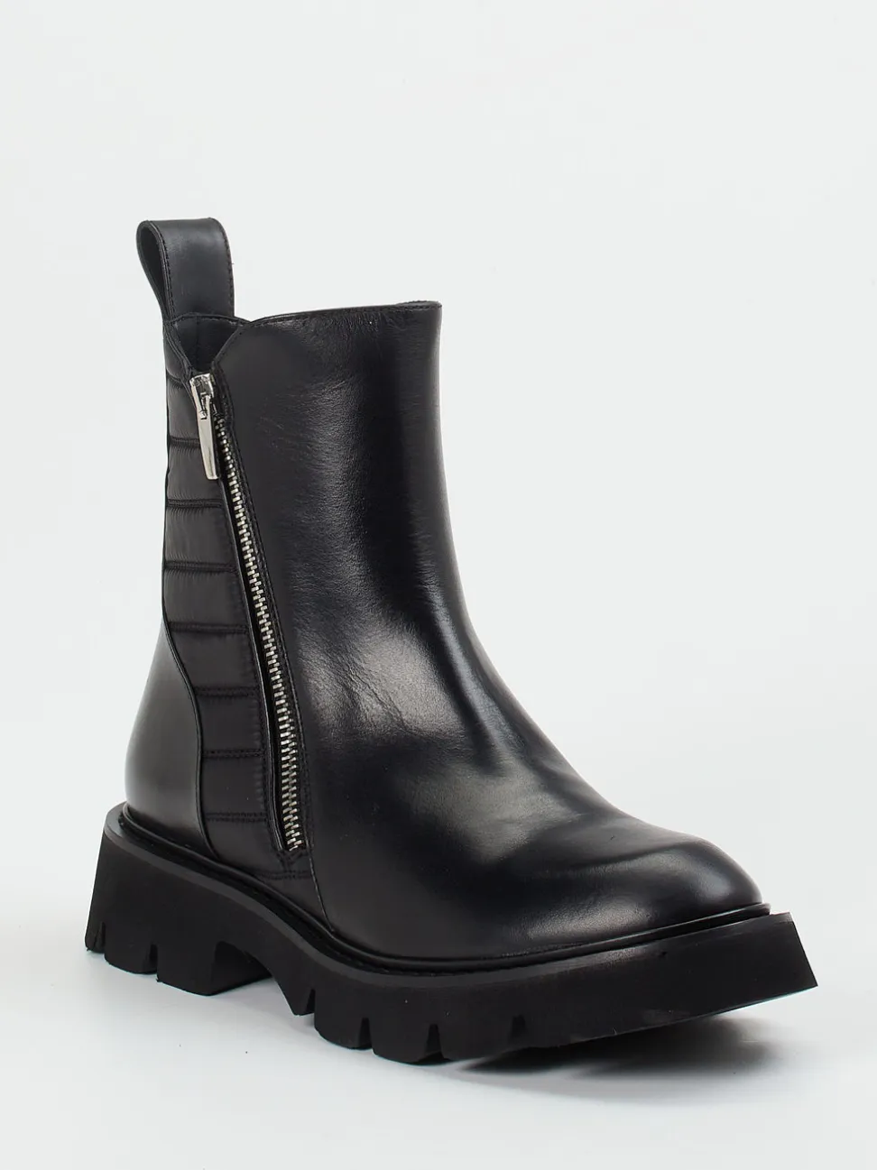 Konstantin Starke – Stiefelette aus Kalbleder Schwarz