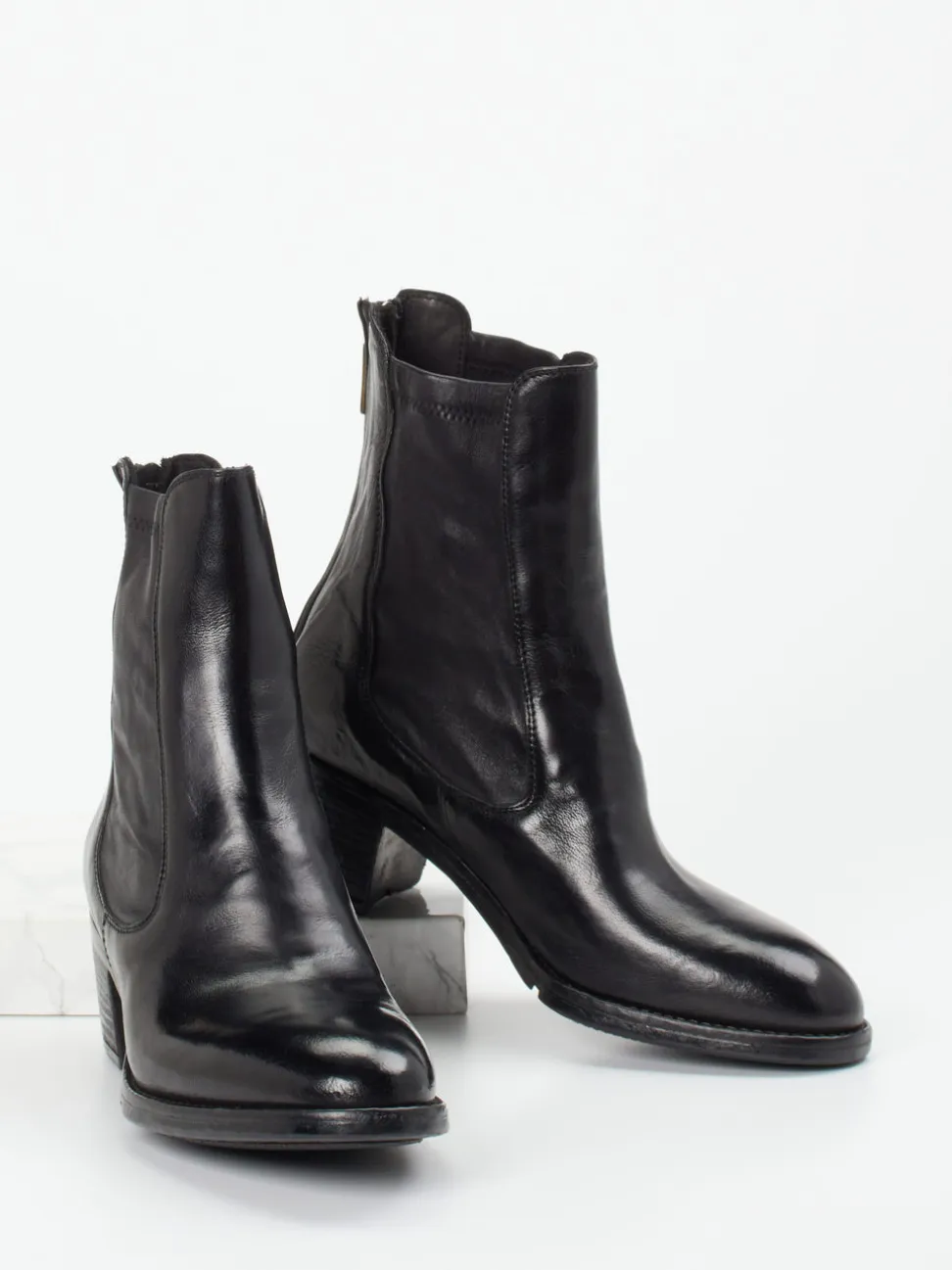Lemargo – Chelsea-Stiefelette aus Büffelleder Schwarz