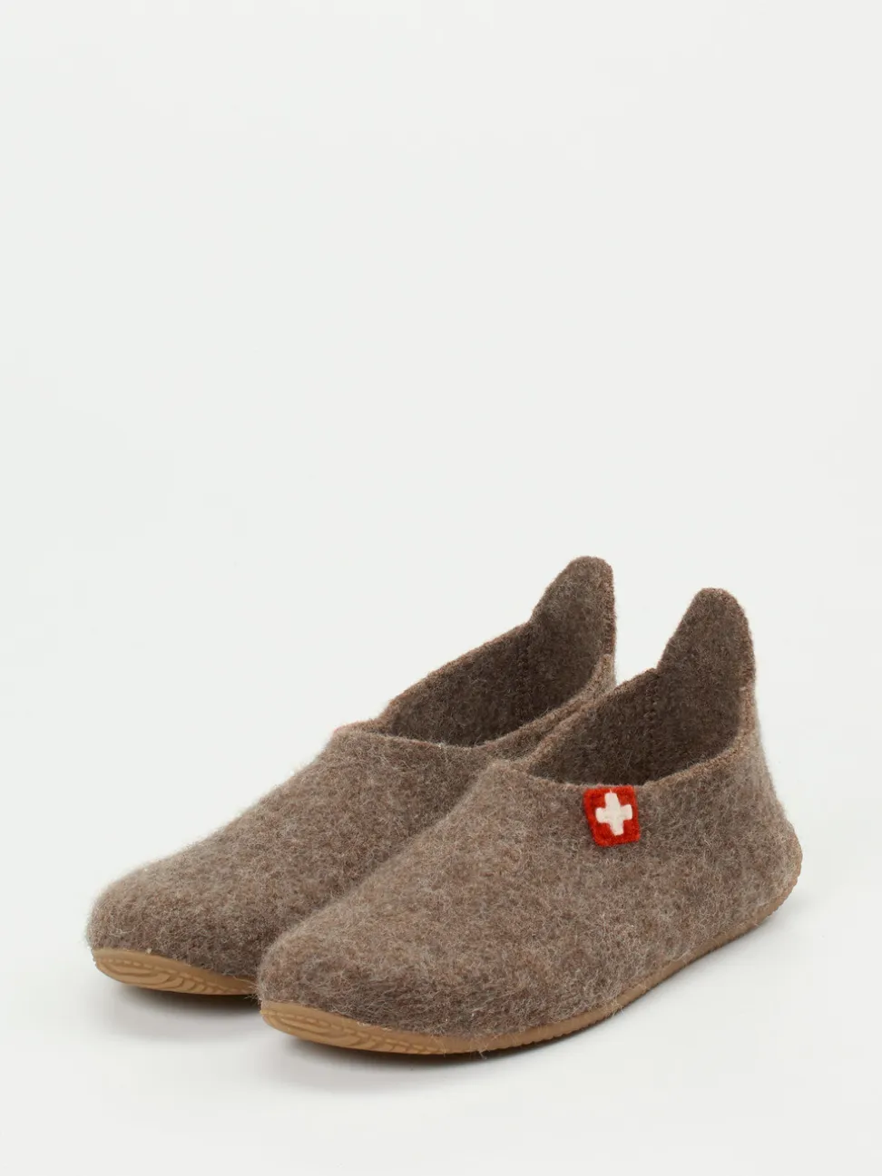 Living Kitzbühel – Hüttenschuhe aus Wollfilz braun