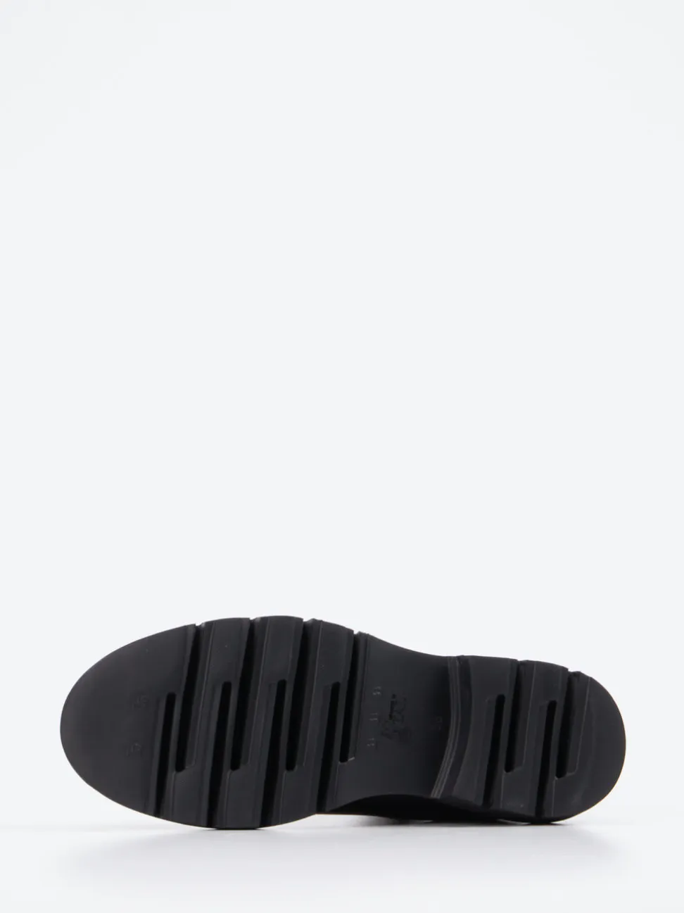 Mannori – Chelsea Boots aus Kalbleder Schwarz