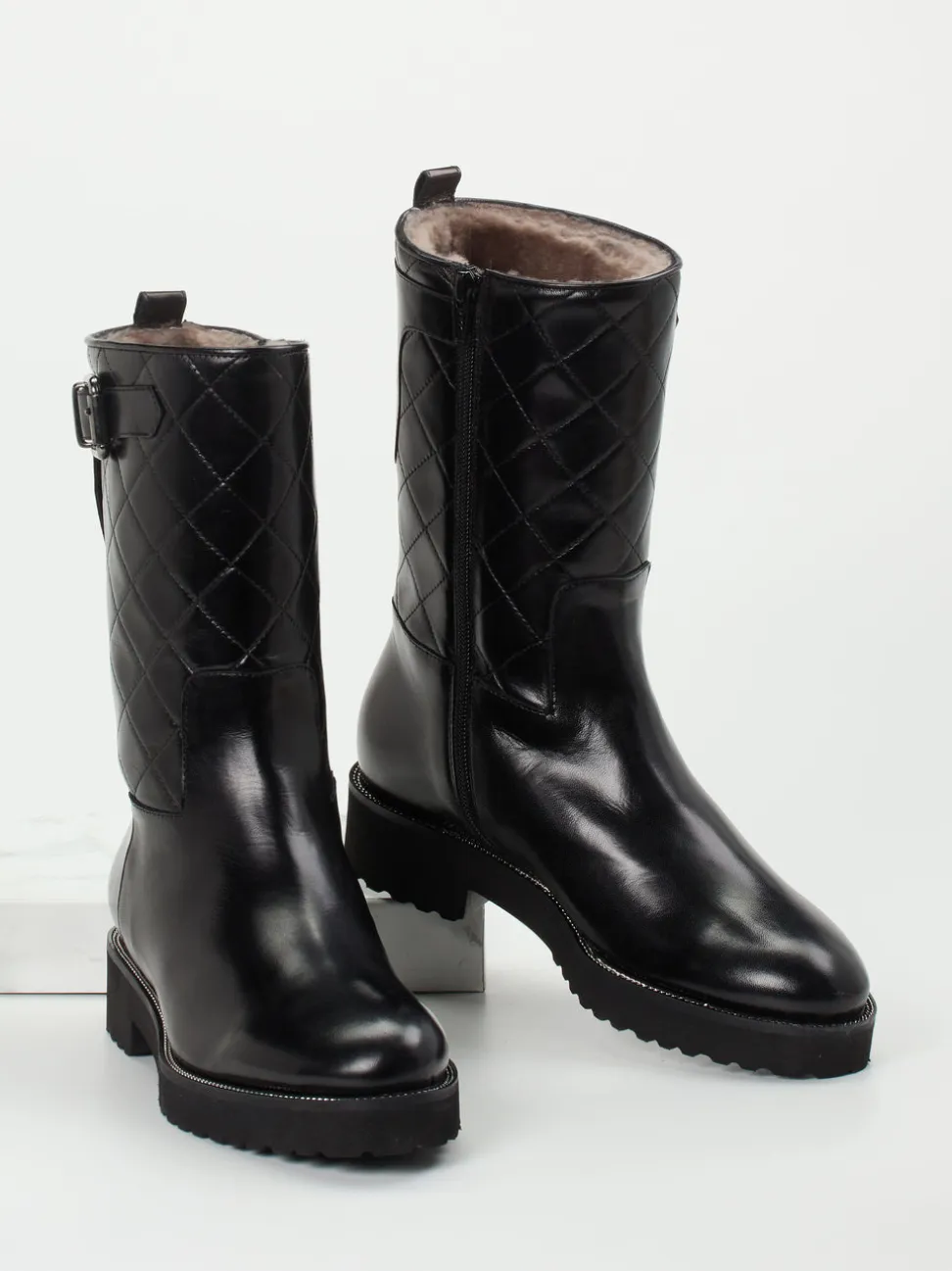 Mannori – Stiefel aus Lammleder mit Steppung Schwarz