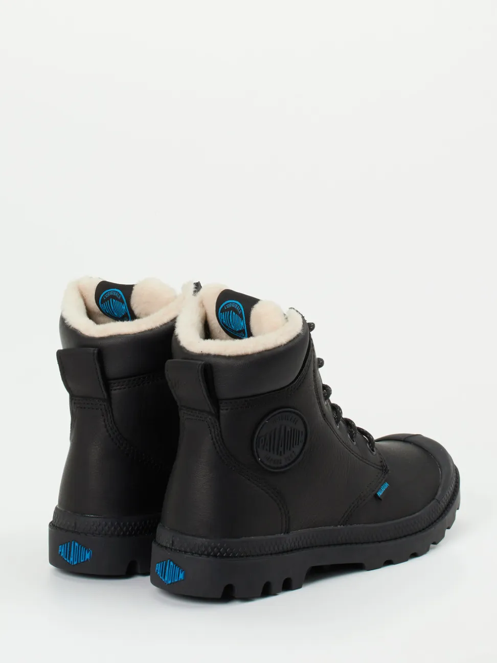 Palladium – Schnürboots aus Fettleder Schwarz