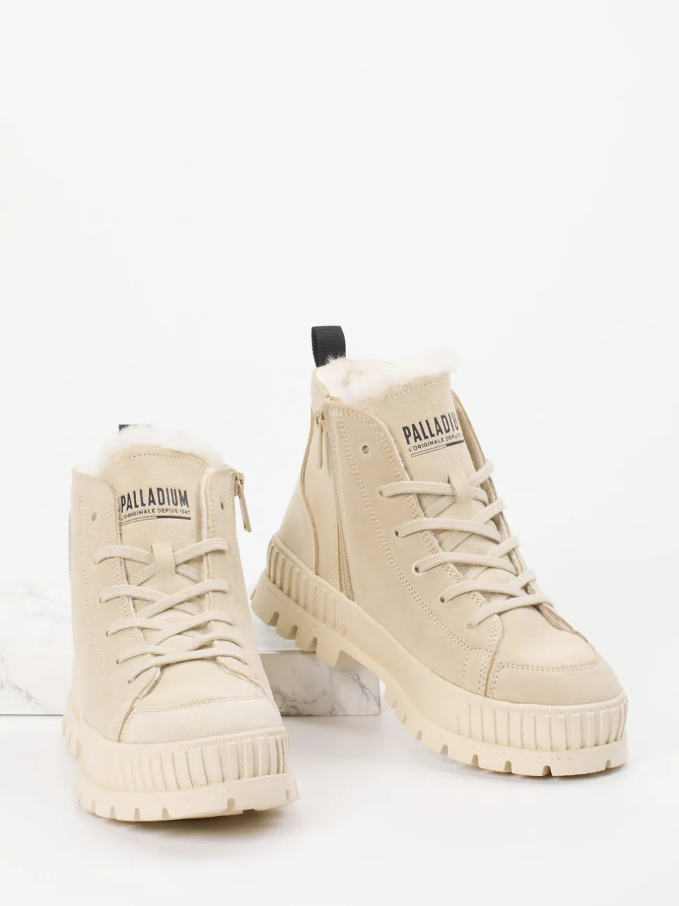 Palladium – Winter-Sneakerboots aus Veloursleder beige