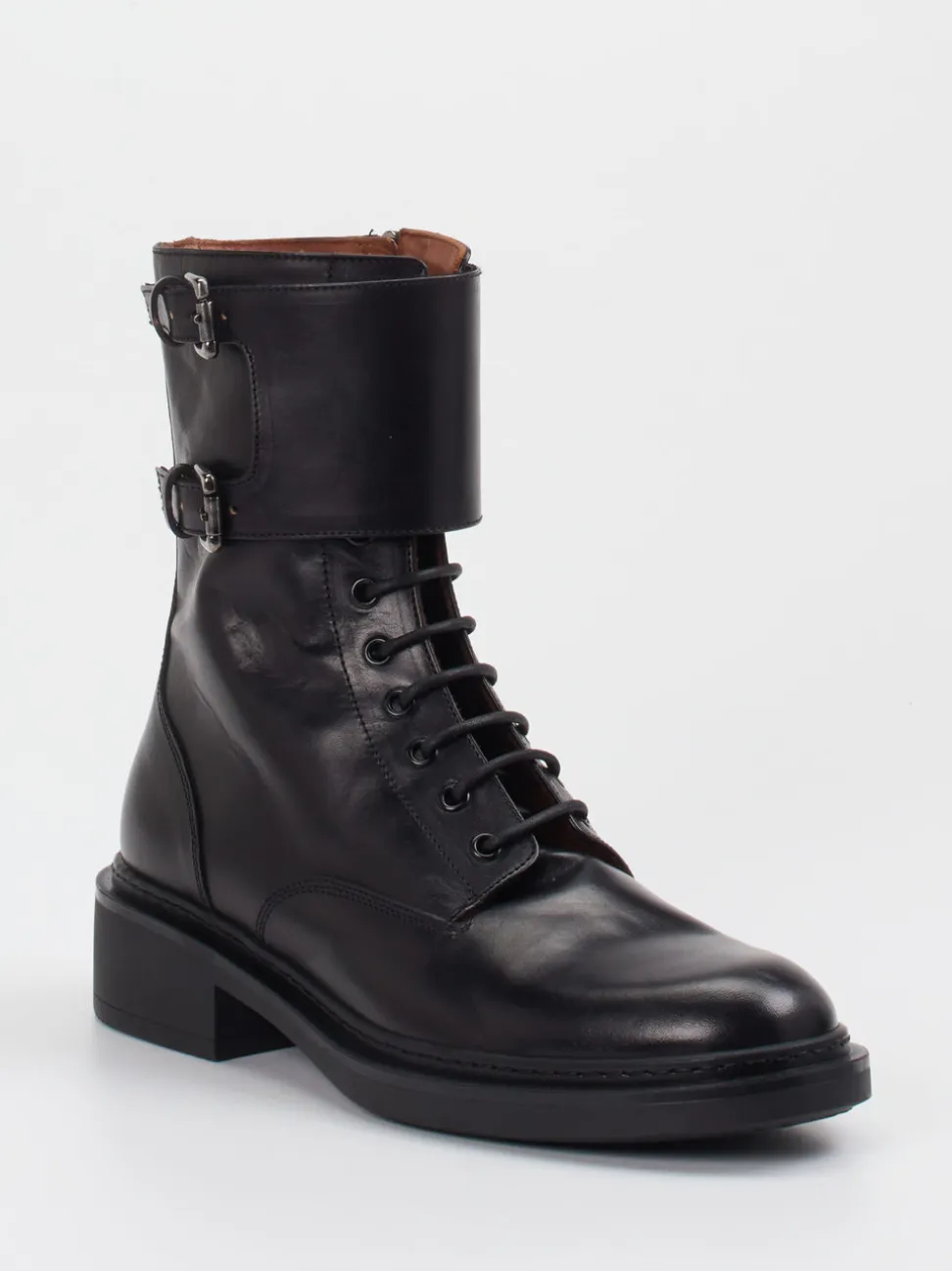 Pantanetti – Schnürboots aus Lammleder schwarz glänzend