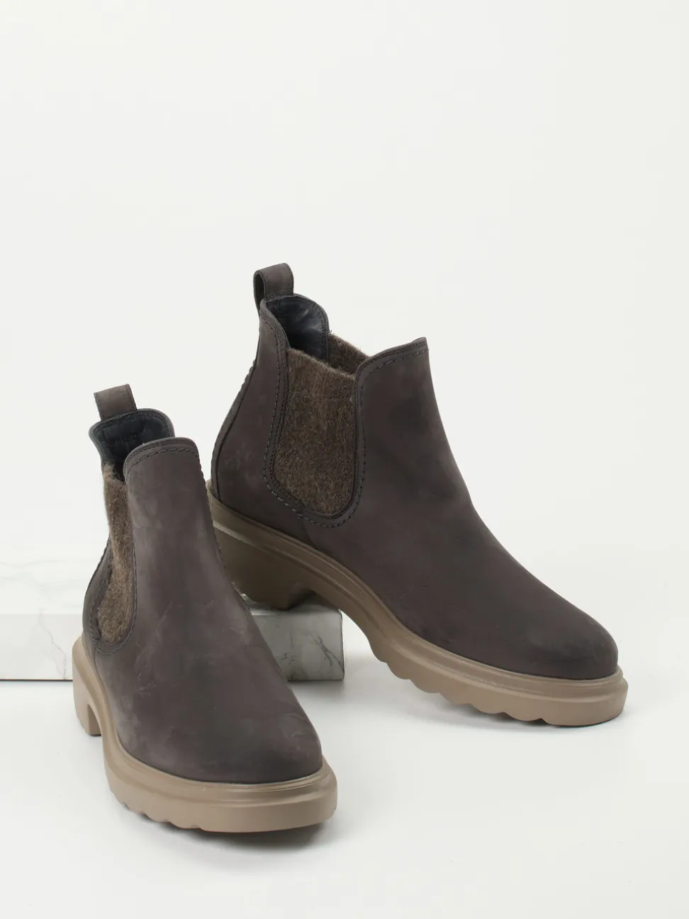 Paul Green – Chelsea Boots aus Nubukleder anthrazit