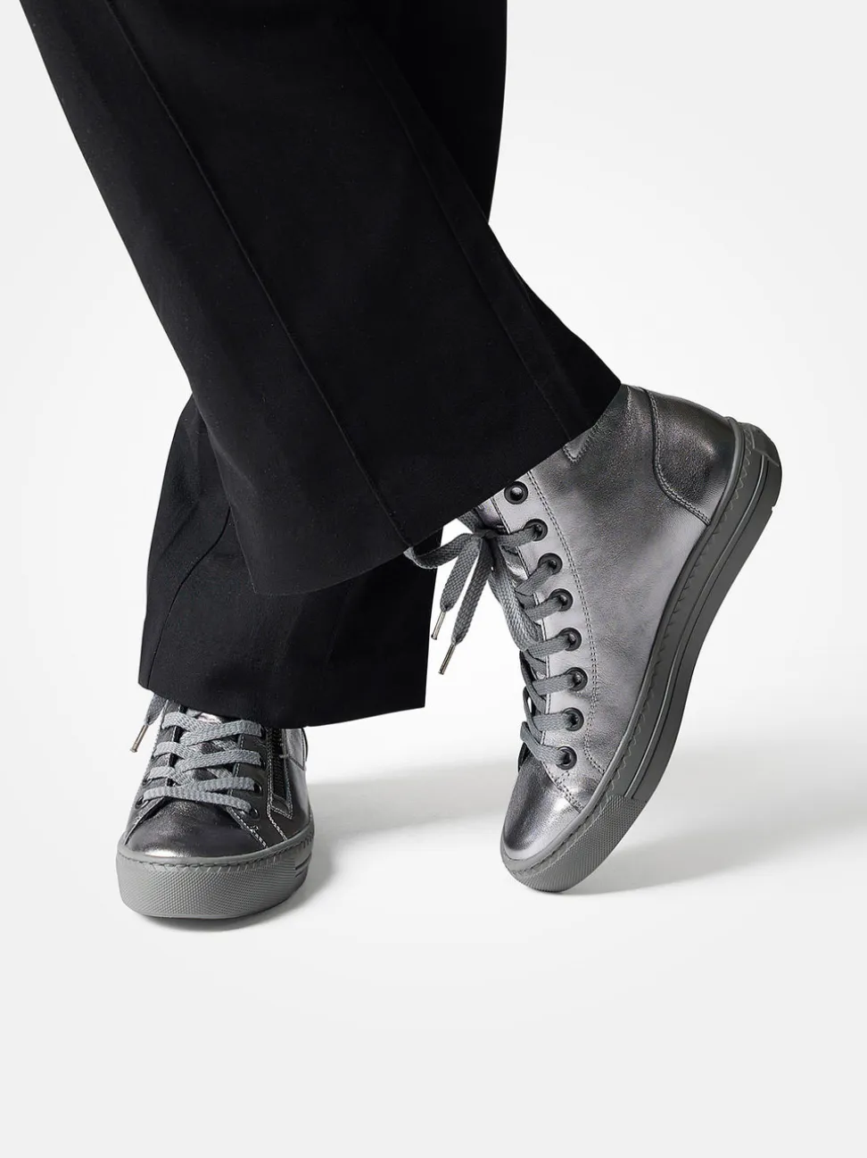 Paul Green – High-Top-Sneaker aus Metallicleder silber