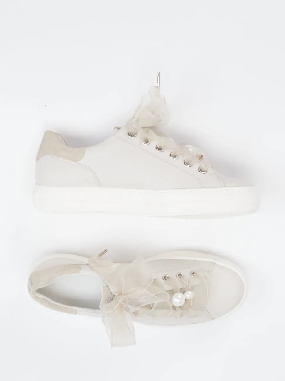 Paul Green – Sneaker aus Kalbleder cremeweiß