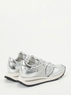 Philippe Model – Sneaker aus Metallicleder silber