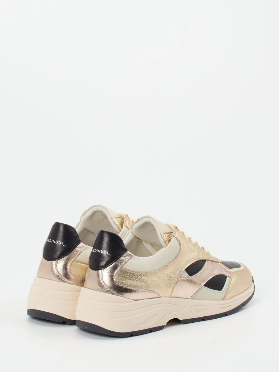 Piedi Nudi – Chunky Sneaker aus Metallicleder goldfarben