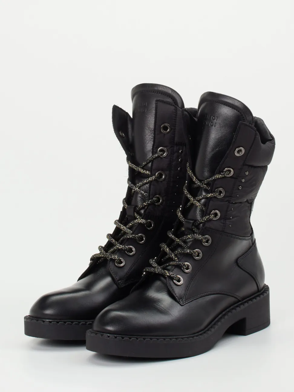Piedi Nudi – Schnürboots aus Kalbleder Schwarz