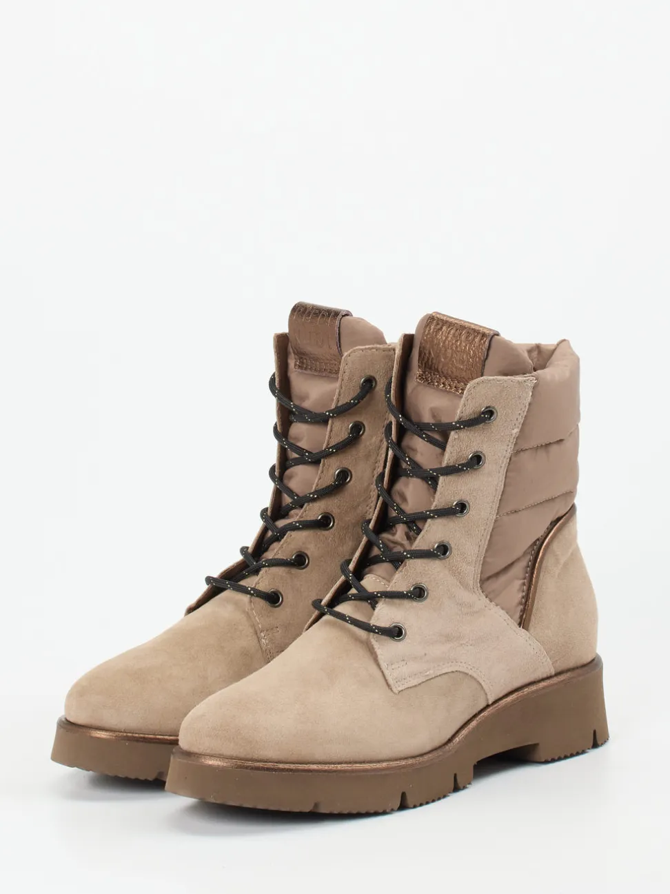 Piedi Nudi – Winter-Stiefelette aus Veloursleder Sandbeige