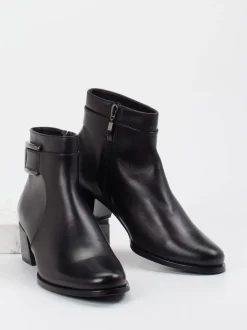 Ralph Harrison – Stiefelette aus Lammleder Schwarz