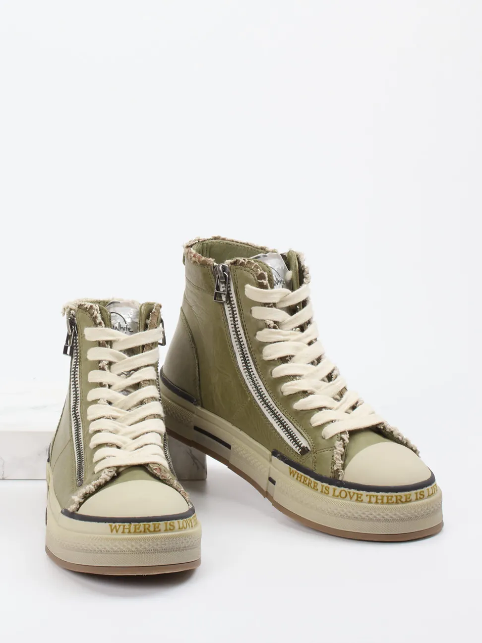 Rebecca White – High-Top Sneaker aus Lammleder grün