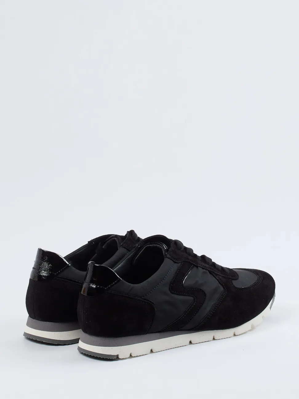 Semler – Sneaker aus Veloursleder in Schwarz