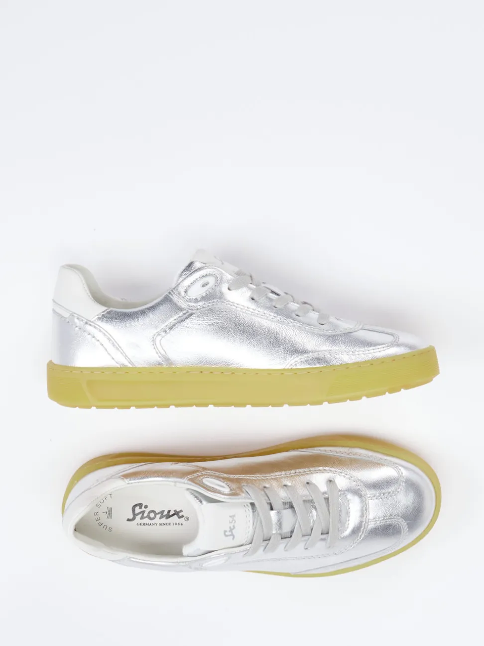 Sioux – Sneaker aus Metallicleder in Silber