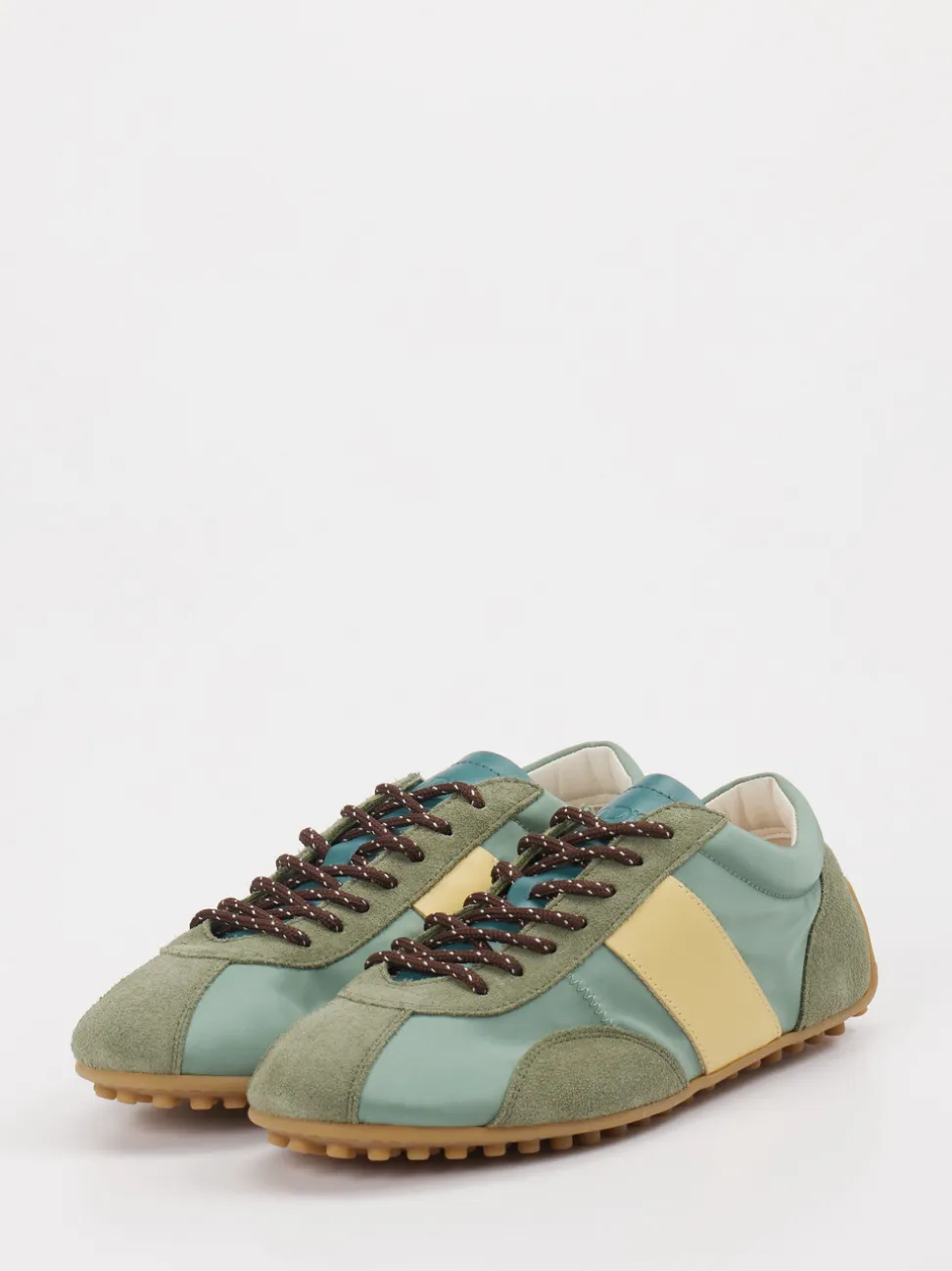 Tod's – Sneaker aus Veloursleder in Salbeigrün