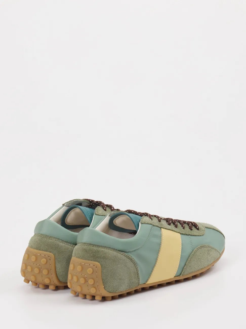 Tod's – Sneaker aus Veloursleder in Salbeigrün