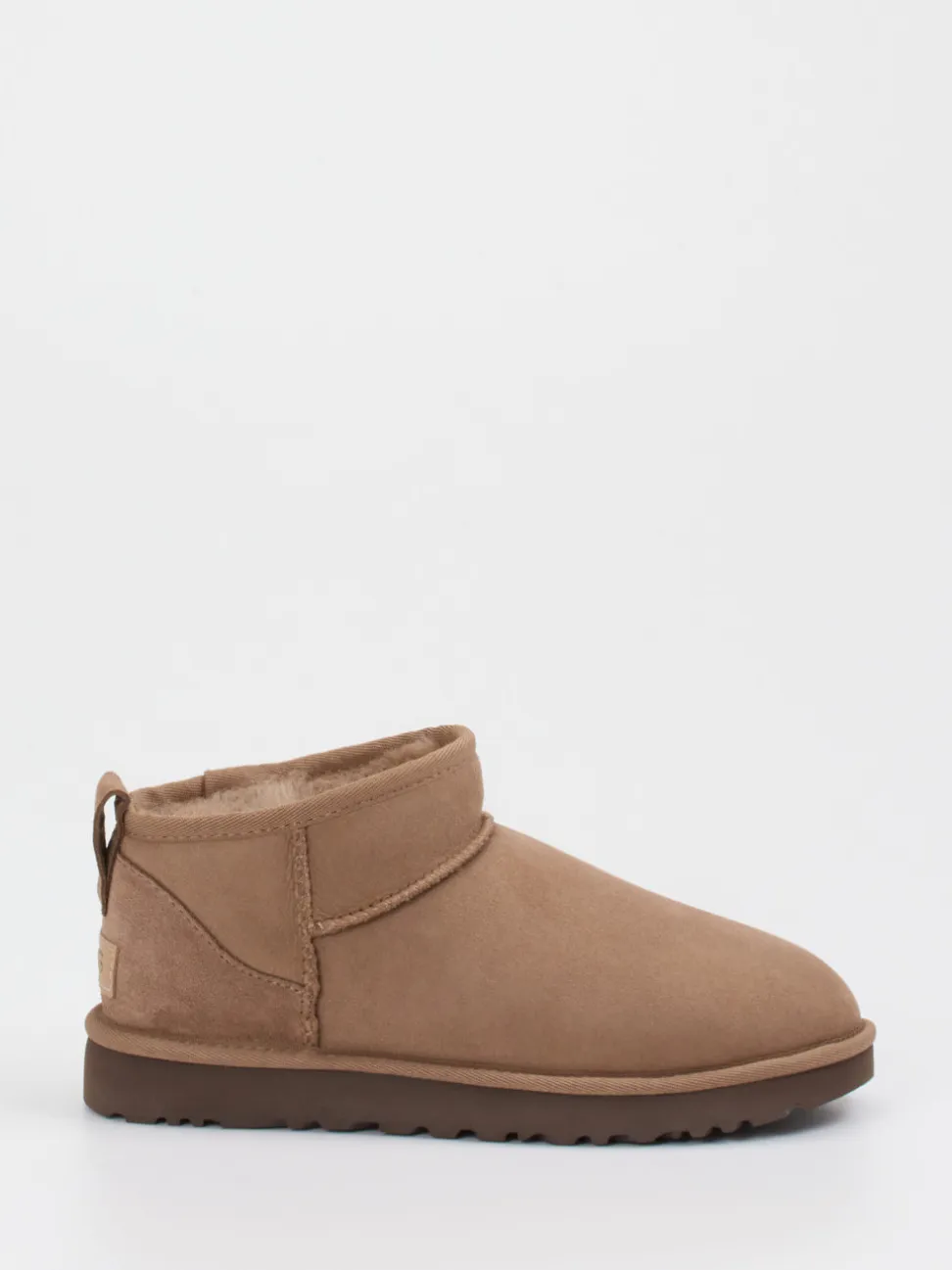 UGG – Stiefeletten aus Veloursleder sandbraun