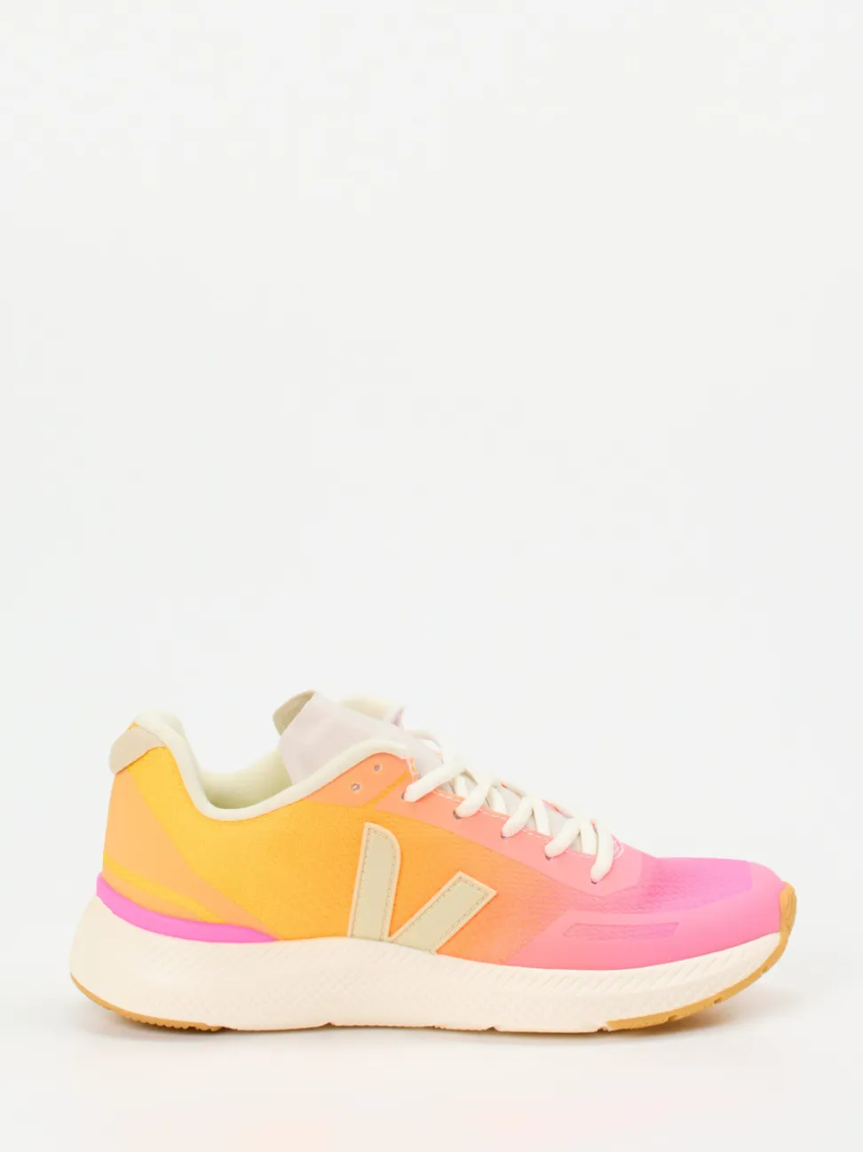 VEJA – Laufschuhe aus veganem Mesh in Orange