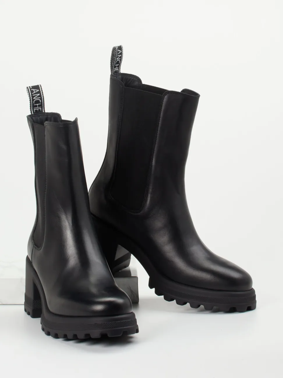 Voile Blanche – Chelsea Boots aus Lammleder Schwarz